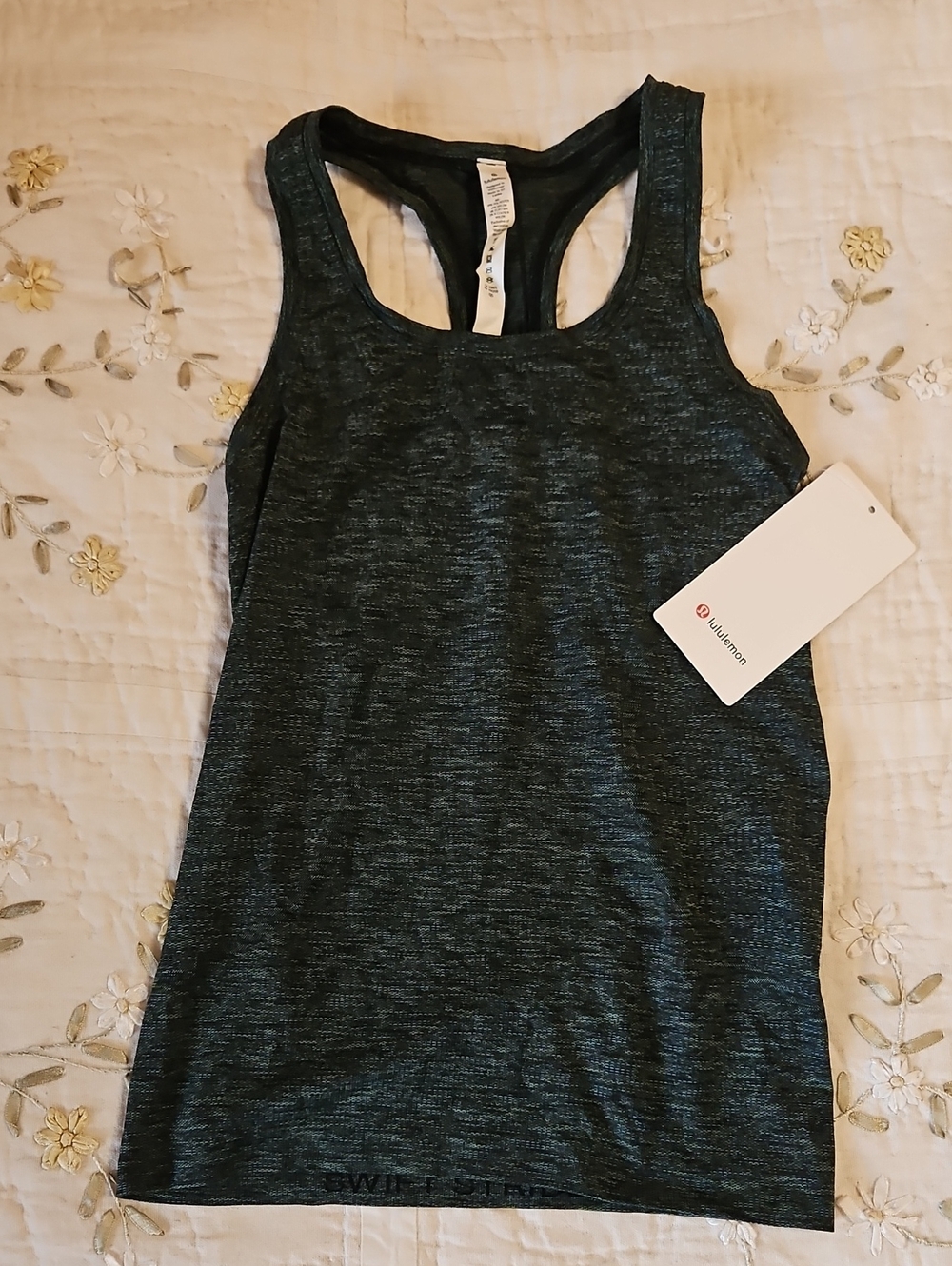 NWT Lululemon Swiftly Racerback 2.0
